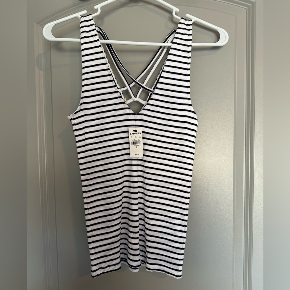 Express reversible tank top